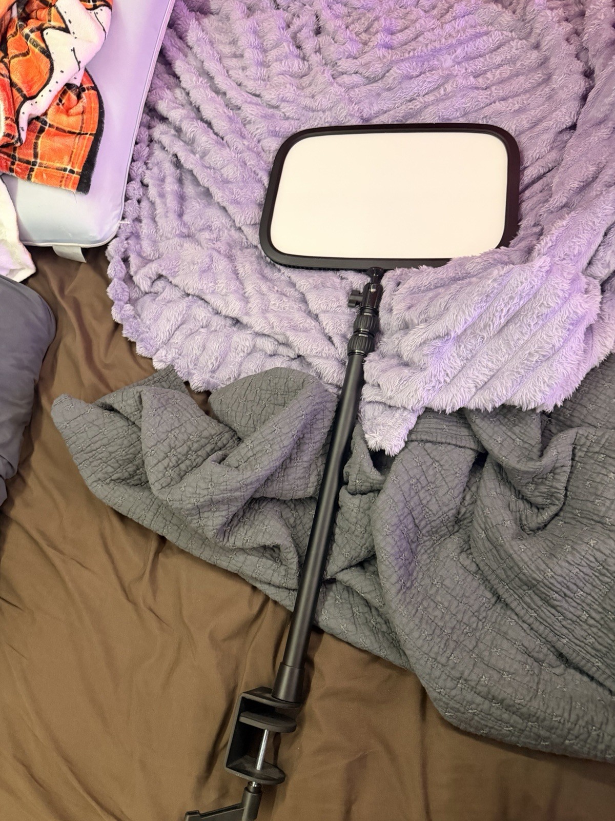 Elgato Key Light Mk.2 w/ Desk Clamp 2800 Lumens