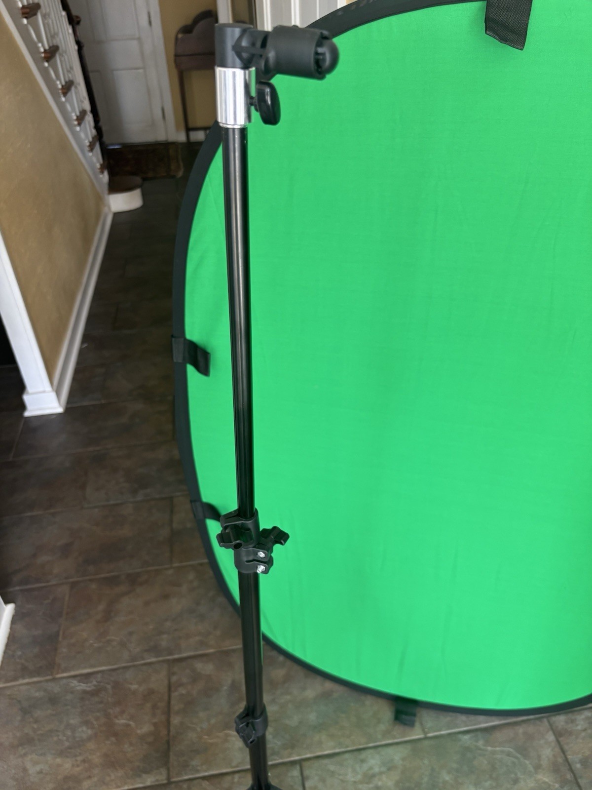 Green Or Blue 2-in-1 Photo /Video Backdrop Kit 5×7 Collapsible Stand / Case