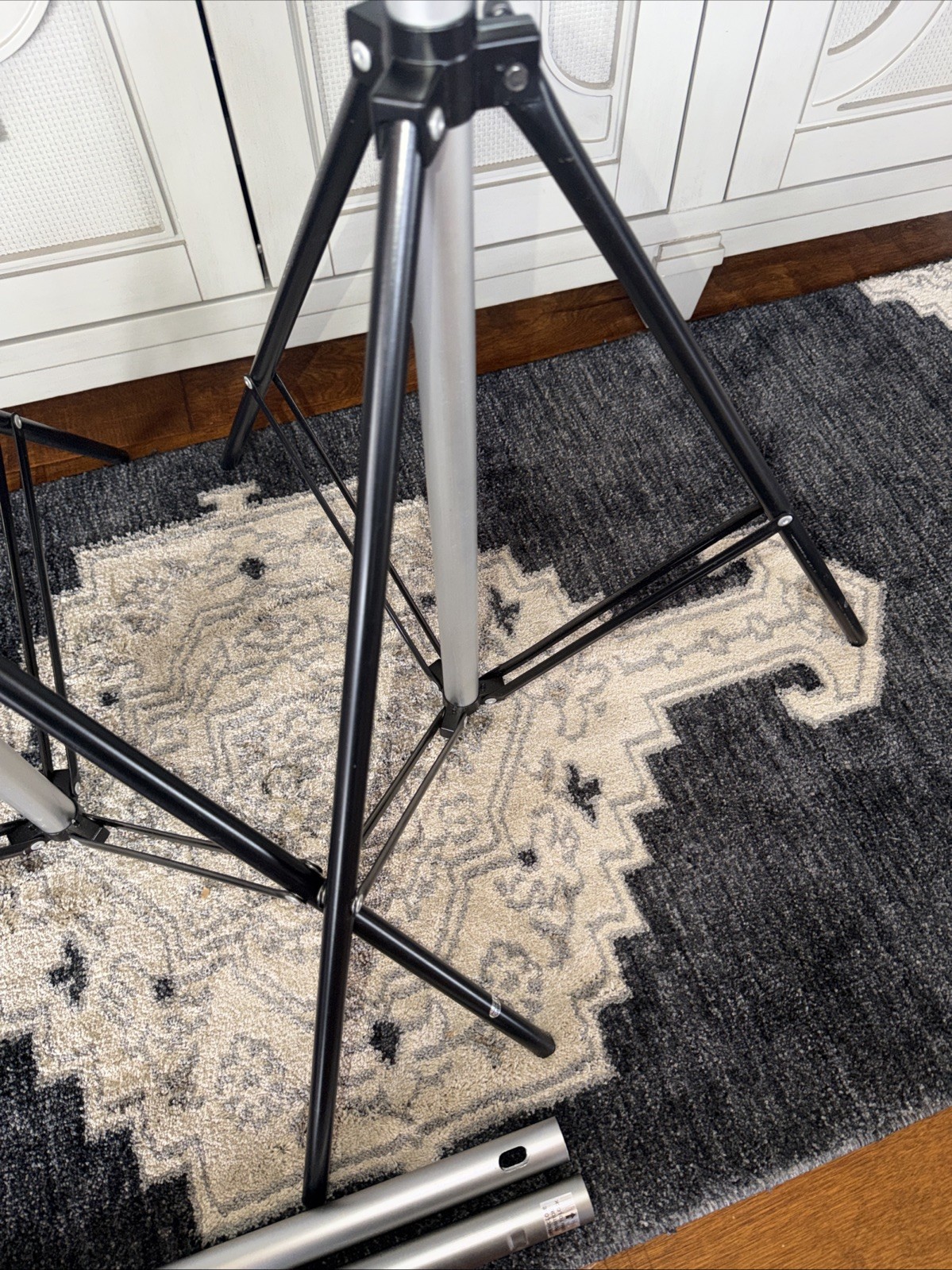 Photek Backdrop Stand and Case — Maximum 12′ high, 12′ wide