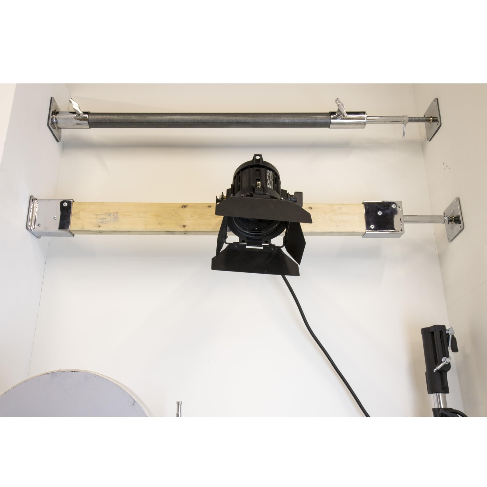 Kupo Wall Spreader for 2×4 Lumber, Solid Steel Rigging Support 2×4, Silver
