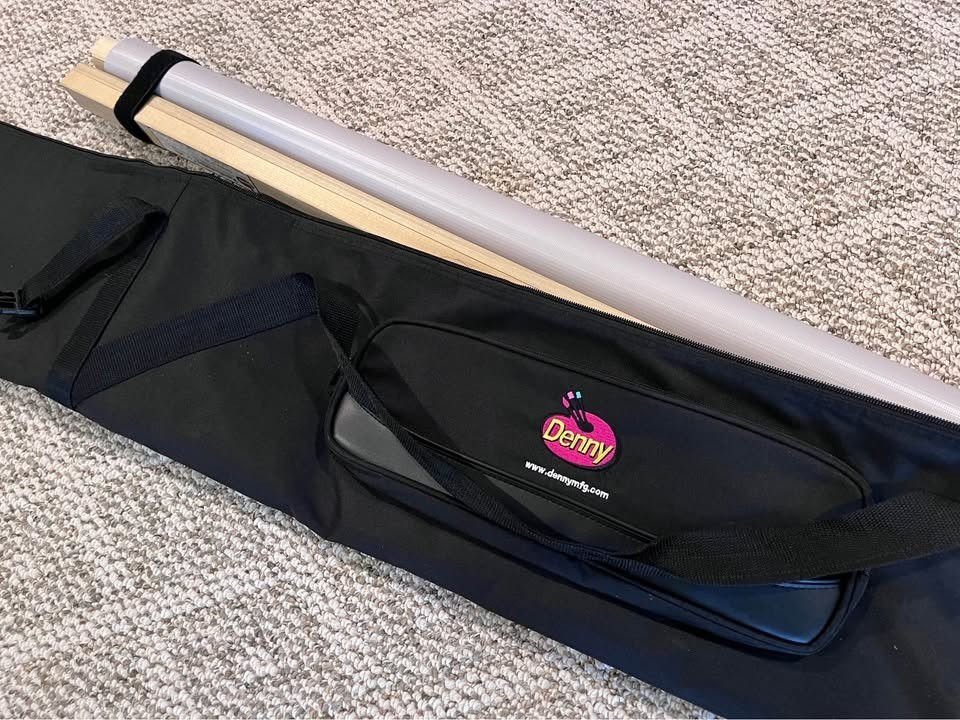 Denny Manufacturing photography Vinyl roll backdrop 6’x12′ w/ carry bag Lt. Gray