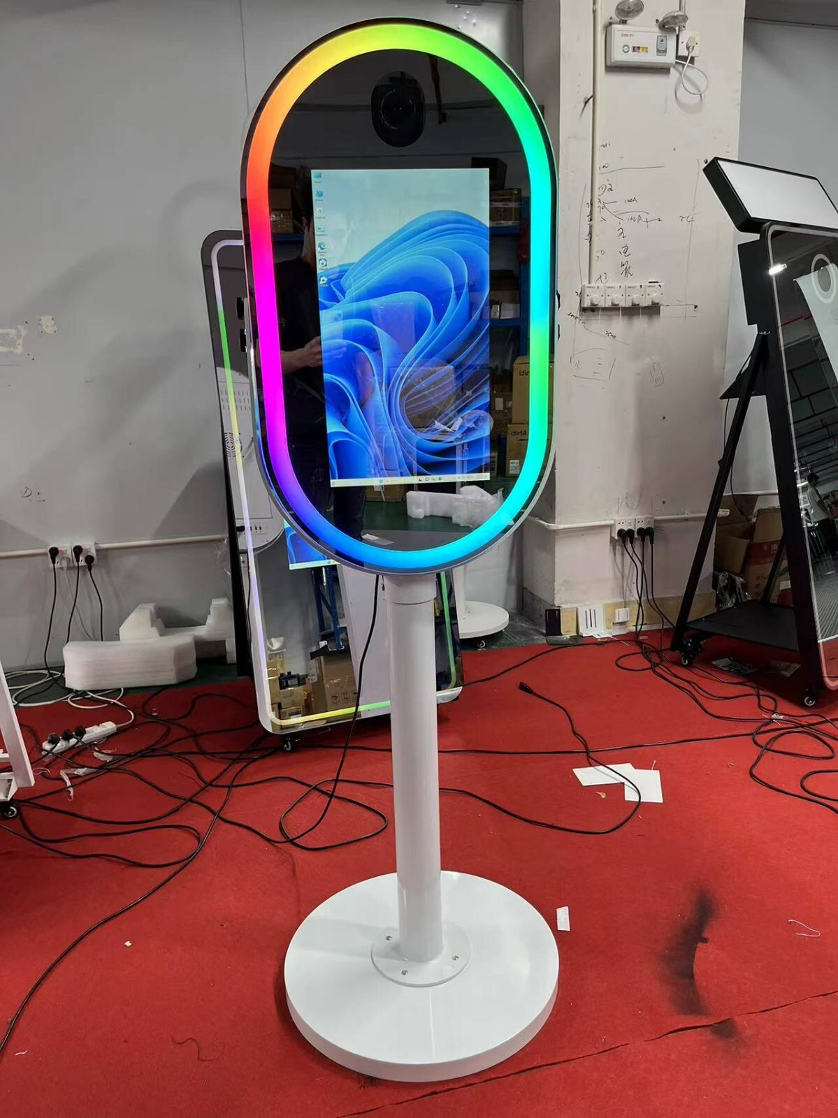 19” Portable Selfie Photobooth with Flight Case & All Accessories Tiktok Insta