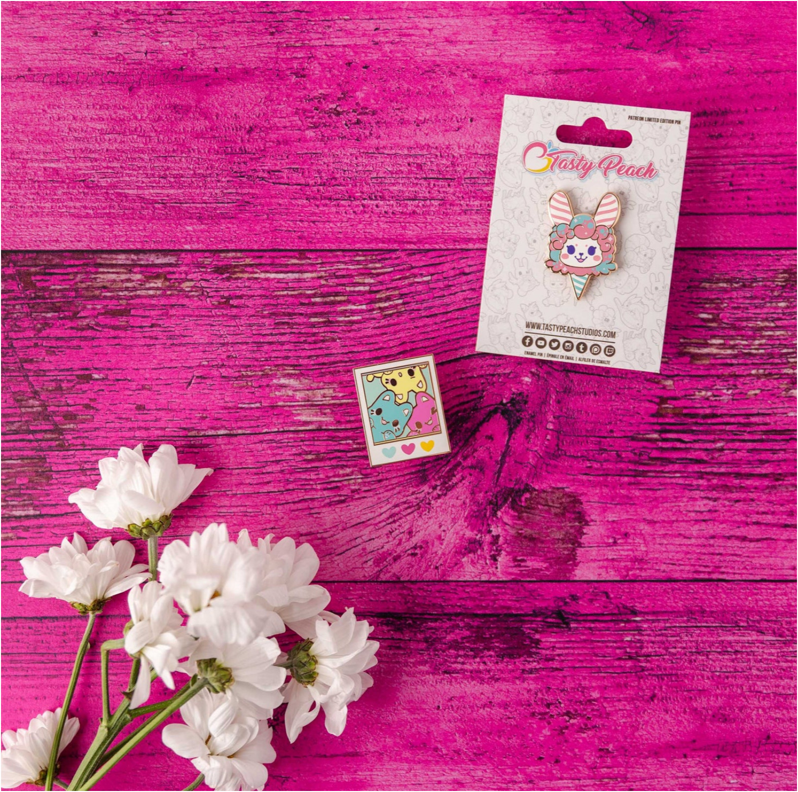 Replica Surfaces MAGENTA WASHED WOOD LMT EDITION – SOLD OUT on Replica