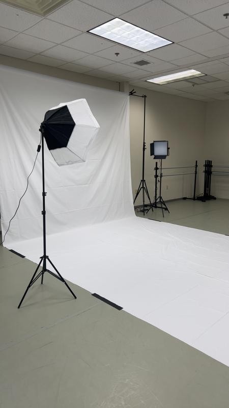Impact Muslin Background (White, 10′ x 12′) New in Package