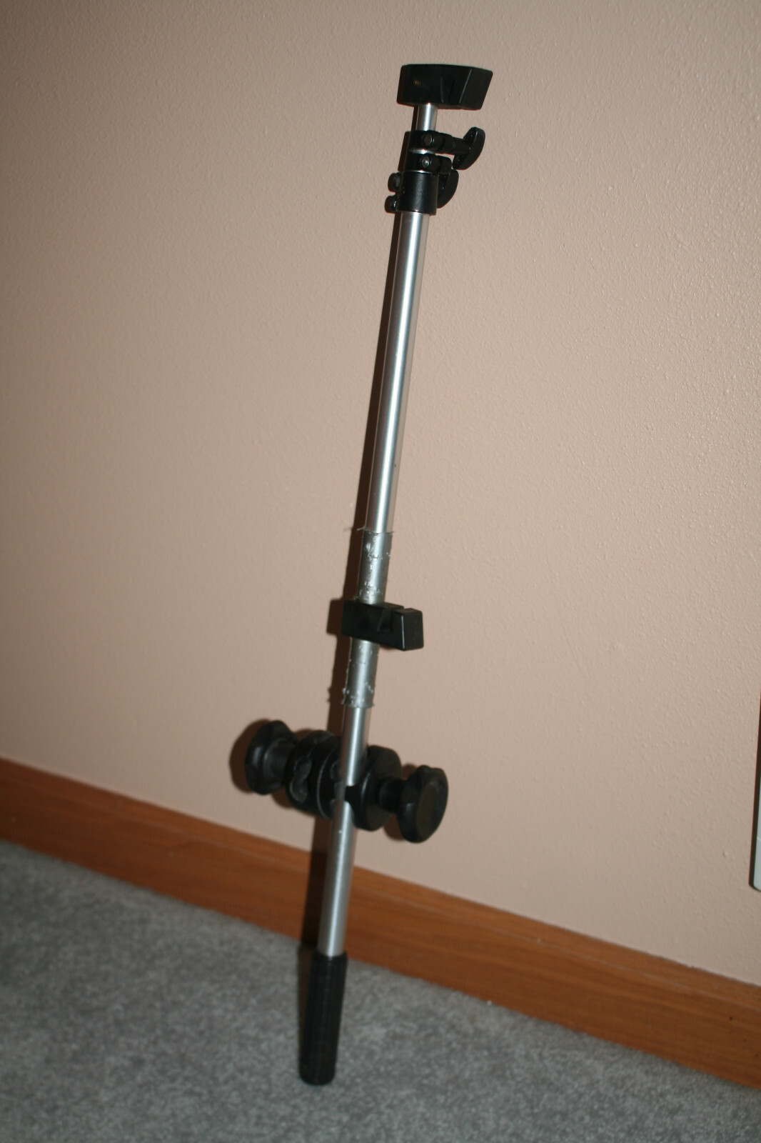 MANFROTTO PRO STAND RH353 REFLECTOR HOLDER w/ MINI GRIP HEAD *