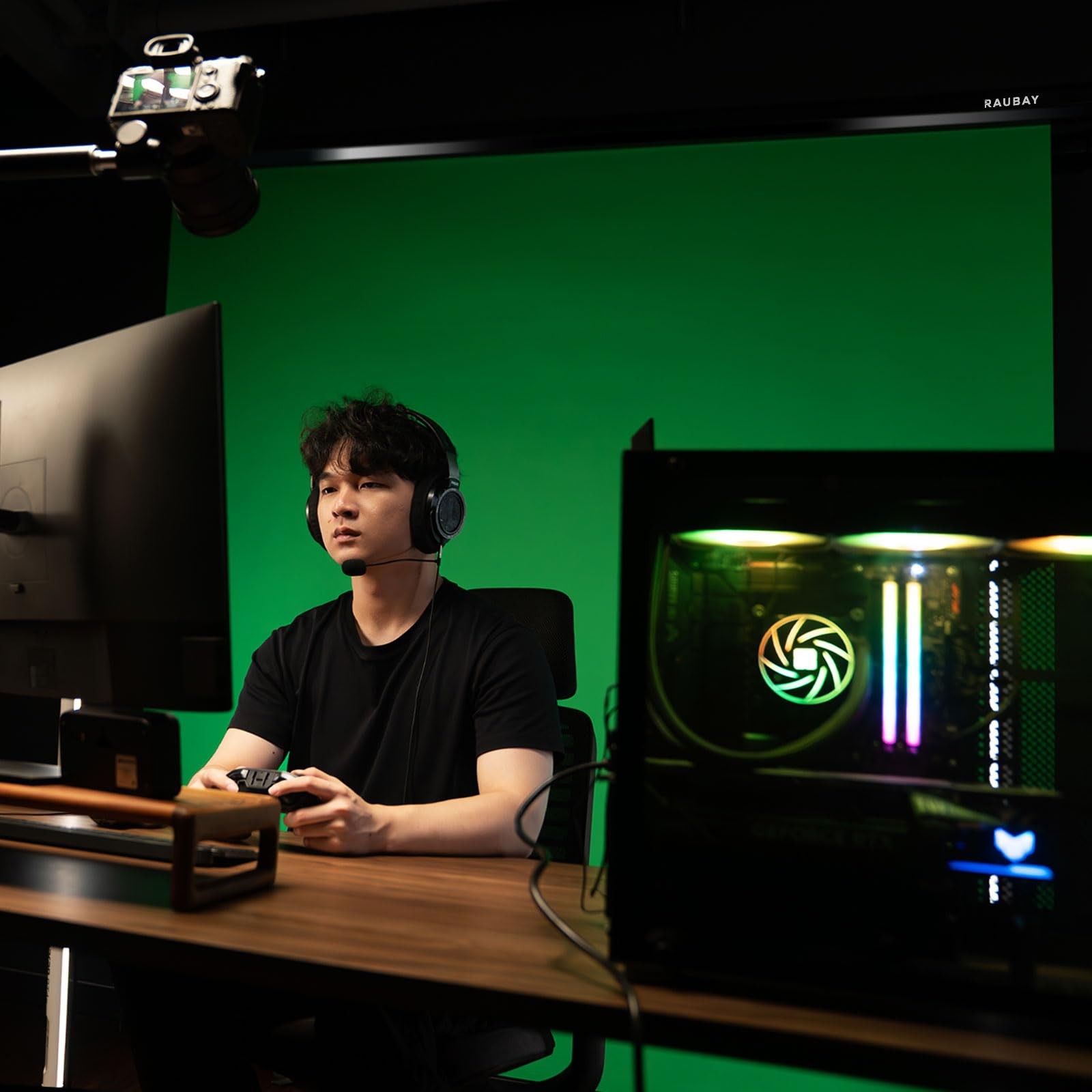RAUBAY Motorized Pull Down Green Screen – 78.7″ x Wider(78.7 x 86.6in),