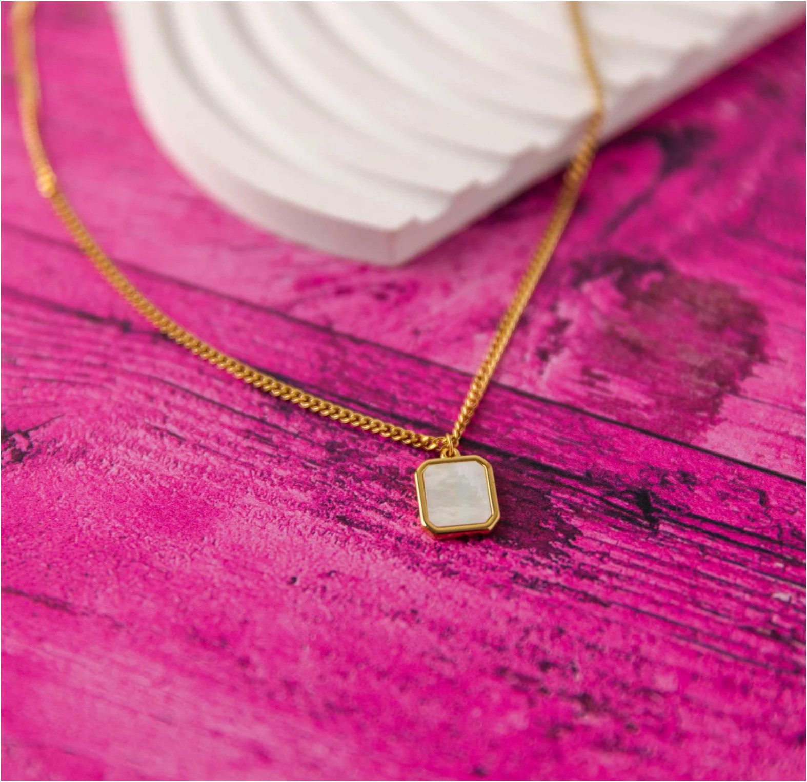 Replica Surfaces MAGENTA WASHED WOOD LMT EDITION – SOLD OUT on Replica