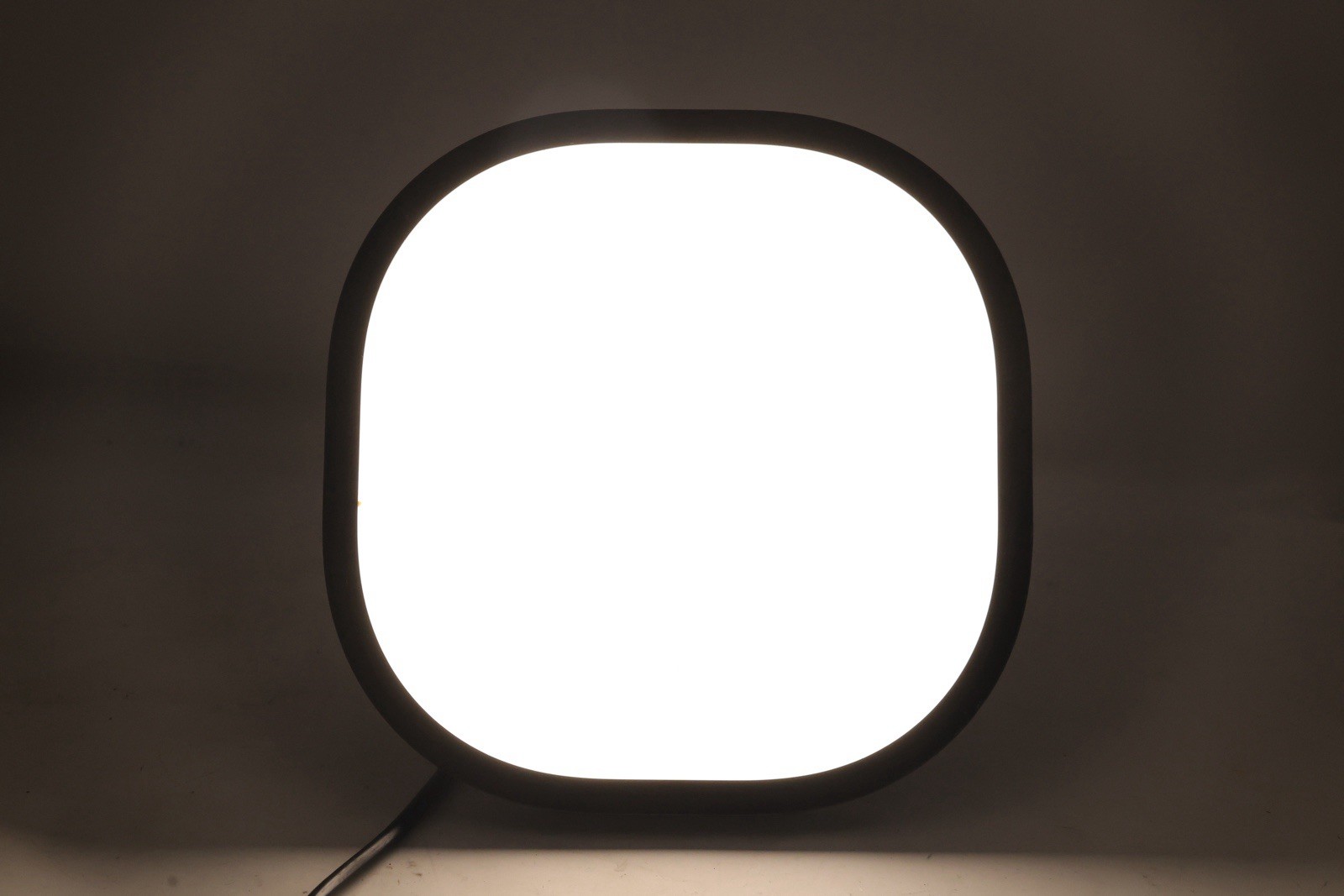 Elgato Key Light 2800 Lumens For Professional Studio Lighting LIGHT ONLY – Works