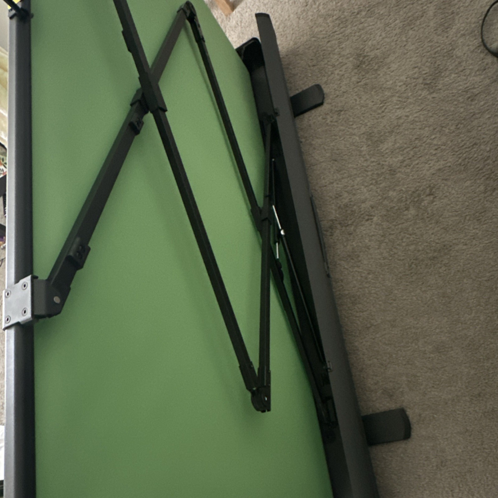 Elgato Collapsible Chromakey Green Backdrop 1.0-1.9m Plain Studio Screen