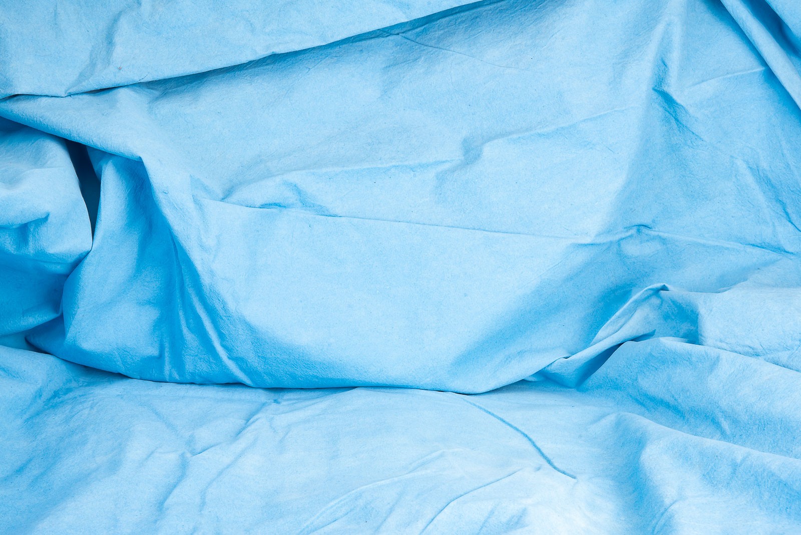 Hand Painted Muslin Backdrop Silverlake Light Blue Sky 20×9 ft Minimal Cloud