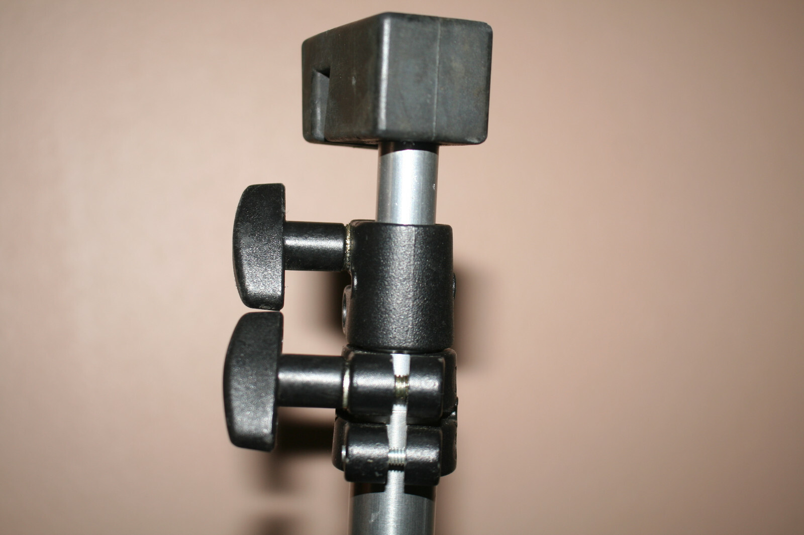 MANFROTTO PRO STAND RH353 REFLECTOR HOLDER w/ MINI GRIP HEAD *