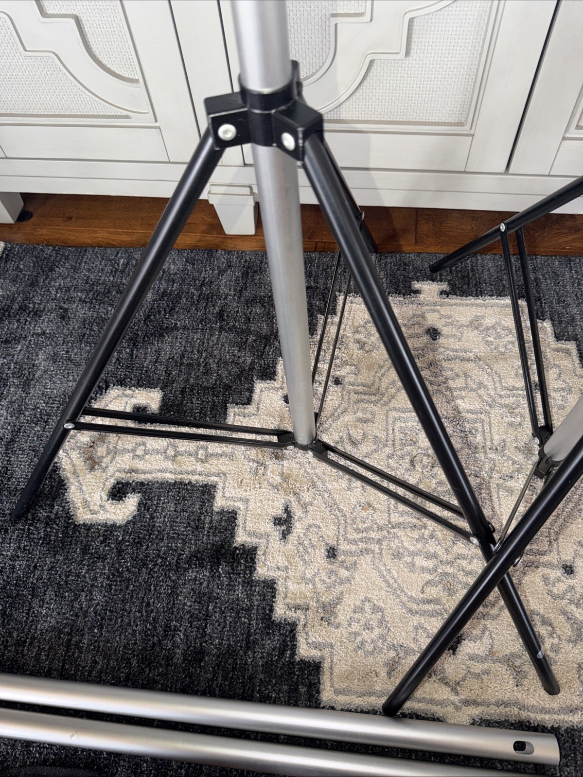 Photek Backdrop Stand and Case — Maximum 12′ high, 12′ wide