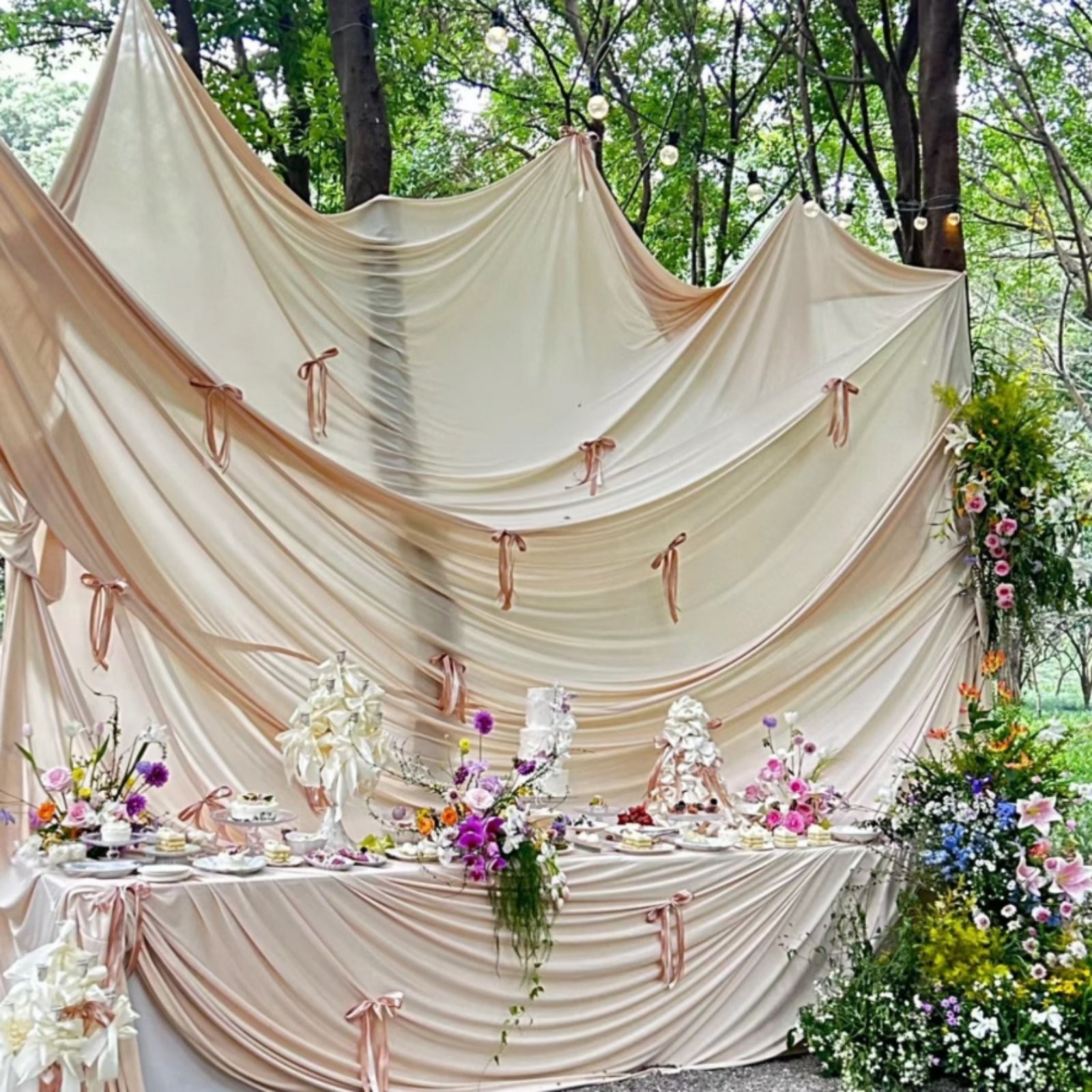 Bowknot Background Material Easy to Set Up Pleated Backdrop Cloth for Wedding