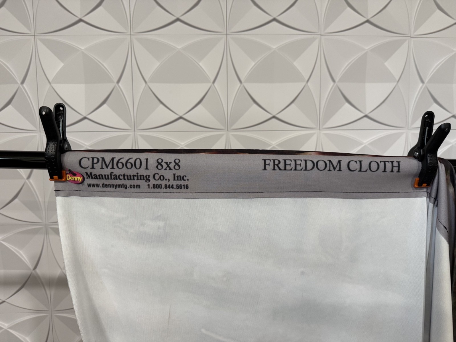 8×8 Denny Manufacturing Co. CPM6601 Warehouse Freedom Cloth Backdrop Rod Pocket