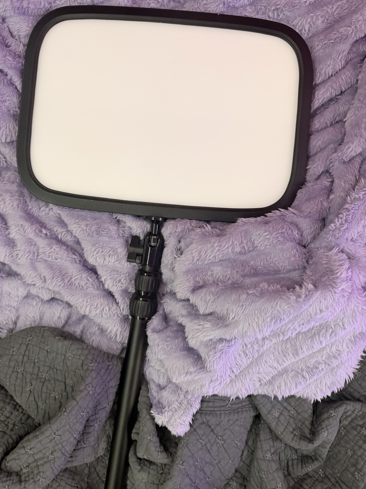 Elgato Key Light Mk.2 w/ Desk Clamp 2800 Lumens