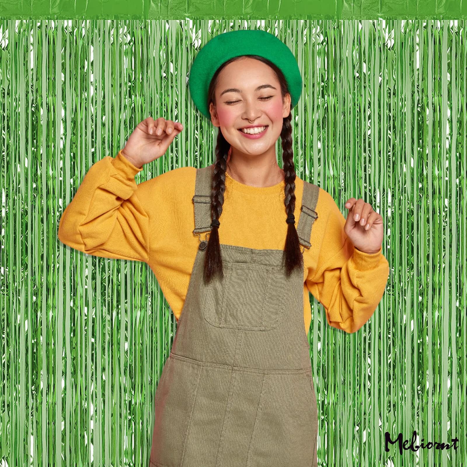 Fringe Curtain Backdrop 3.2Ft x 9.8Ft Light Green Metallic Tinsel 4 Pack