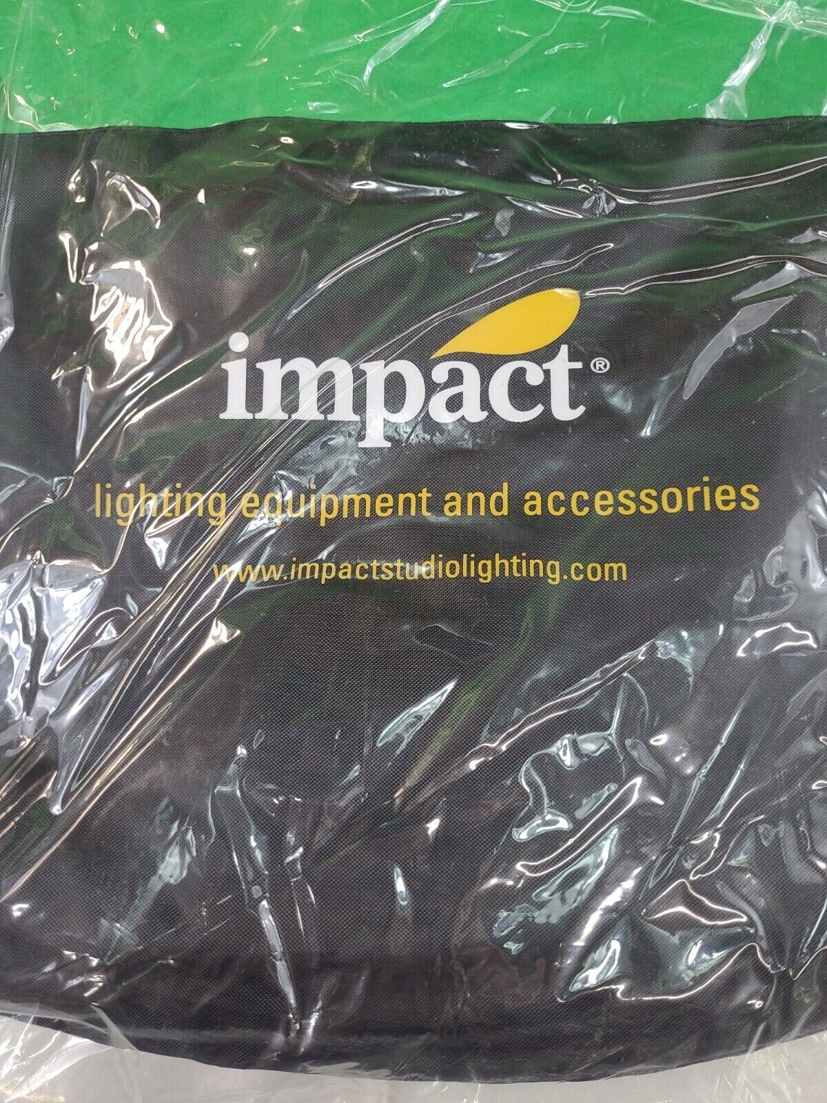 Impact – BGC-CG-57 – Collapsible Background – 5 x 7′ (Chroma Green)