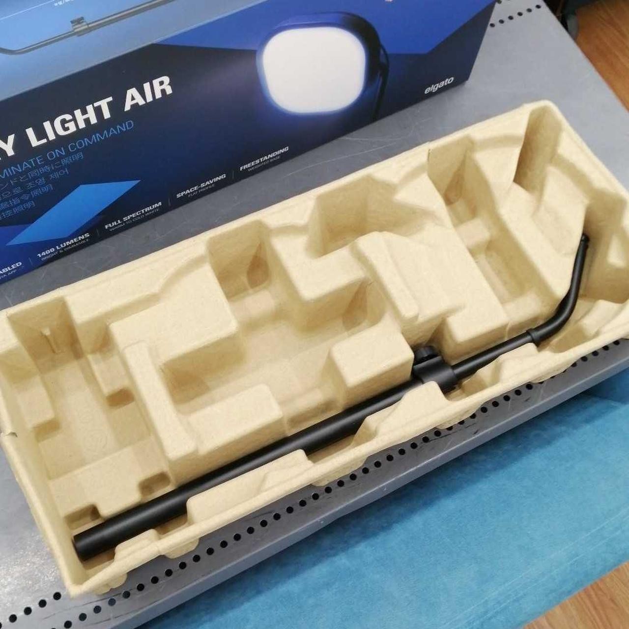 ELGATO KEY LIGHT AIR LED Key Light 1400 Lumens WiFi APP Control 2900-7000K Color
