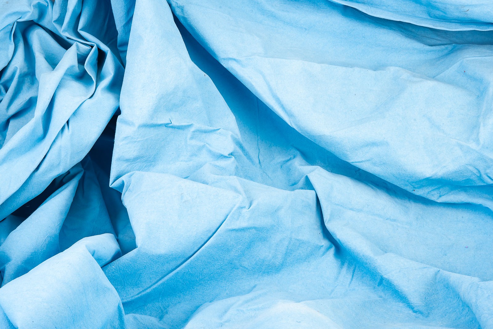 Hand Painted Muslin Backdrop Silverlake Light Blue Sky 20×9 ft Minimal Cloud