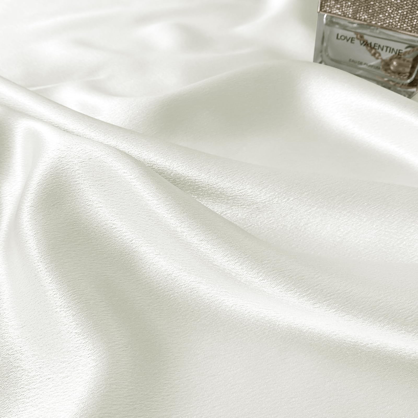 RUDONG M Satin Photography Backdrop, White, 3.3×2.5ft White