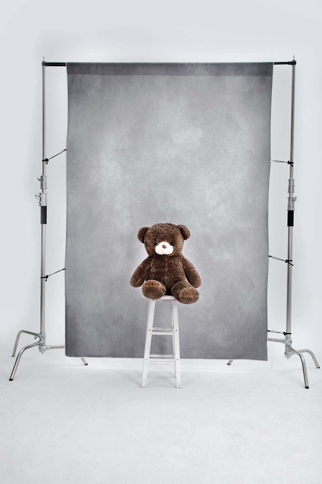 5x7ft Light Grey Abstract Photography Backdrop – Professional Studio Backgrounds