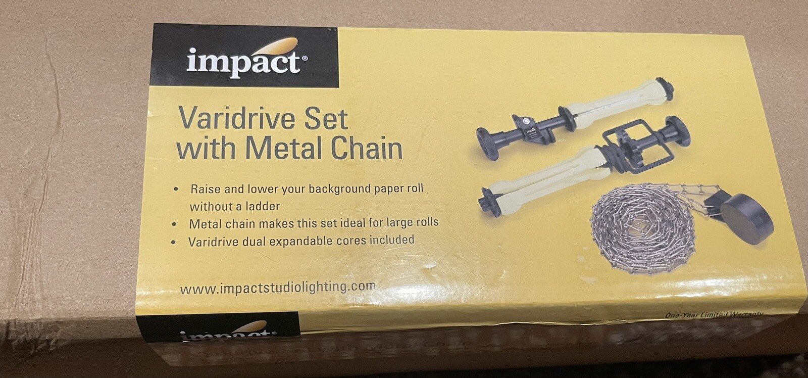 Impact Varidrive with Metal Chain, Retractable Backdrop System, Photography