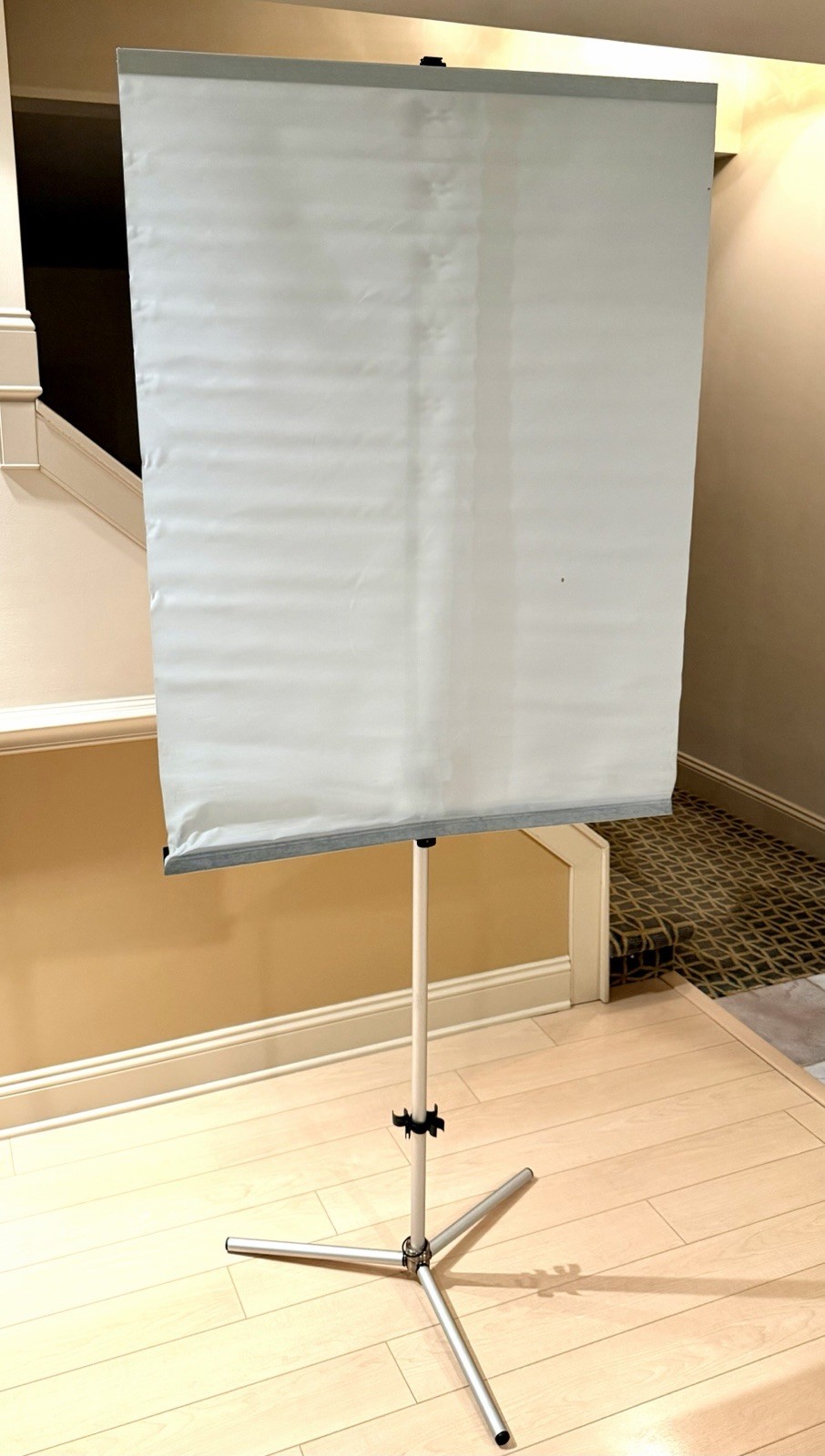 Free standing photo ID Backdrop With Case