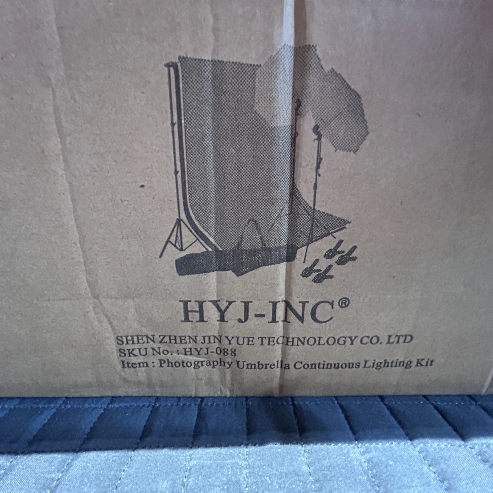HYJ-INC Photo Video Studio Stand and Backdrop(Green, White, Black) in box