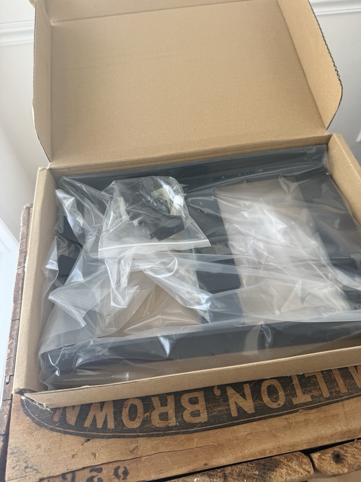 Wall Mount Background Holder 3 Rollers