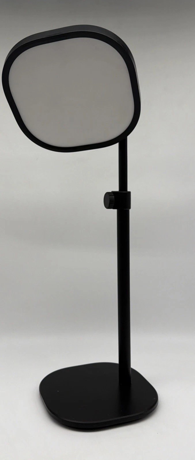 Elgato Key Light Air with Mount- no cord Read