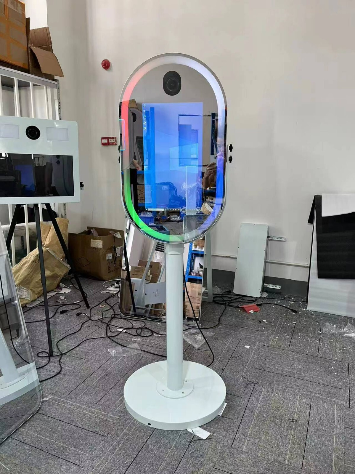 19” Portable Selfie Photobooth with Flight Case & All Accessories Tiktok Insta