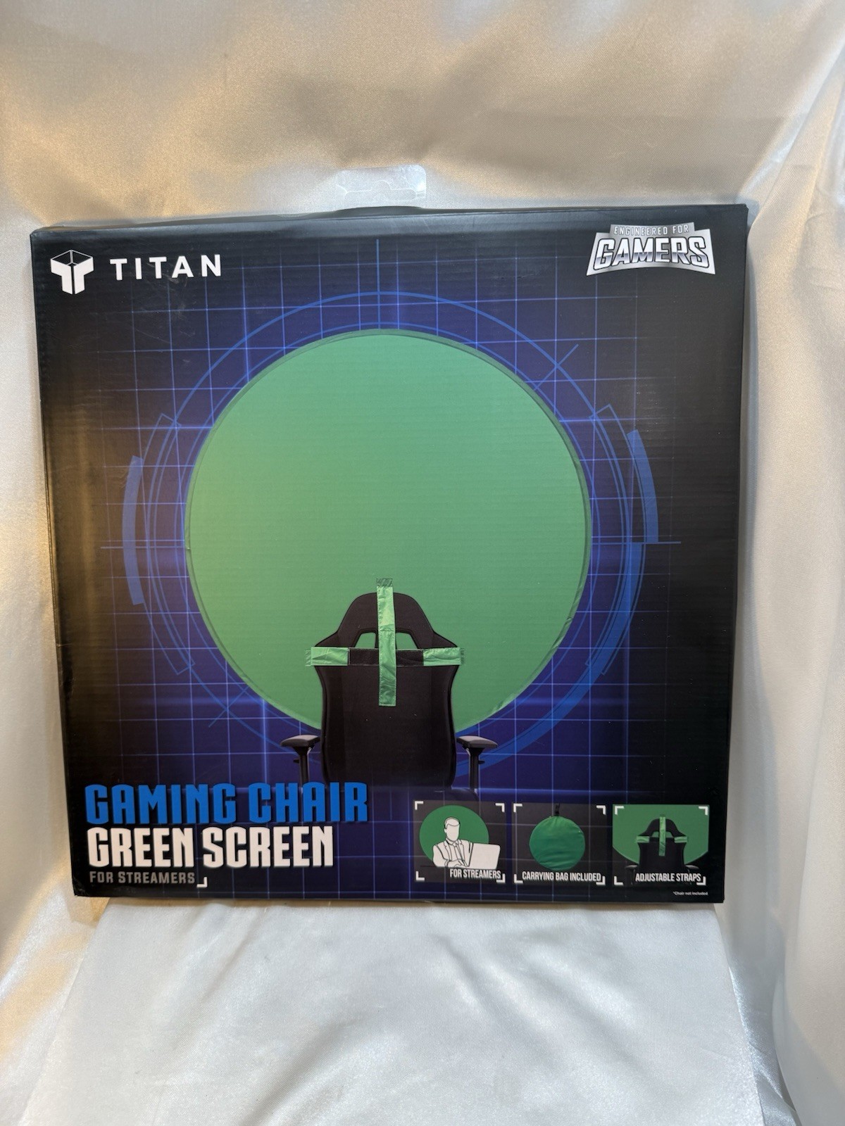 TITAN 42.9″ Portable Gaming Chair Green Screen For Streamers Gamers