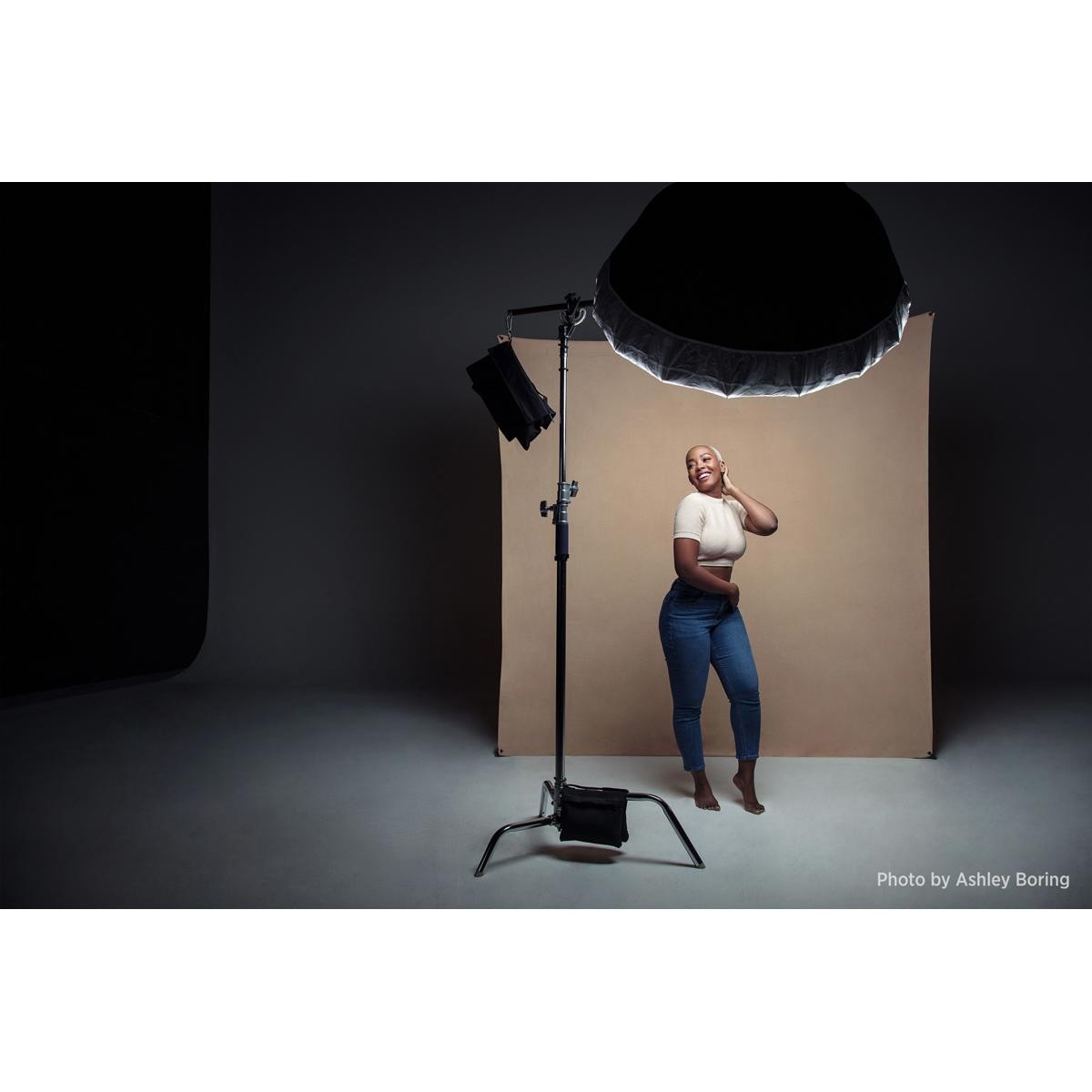 Westcott 9×10′ Wrinkle-Resistant Backdrop, Brown Sugar