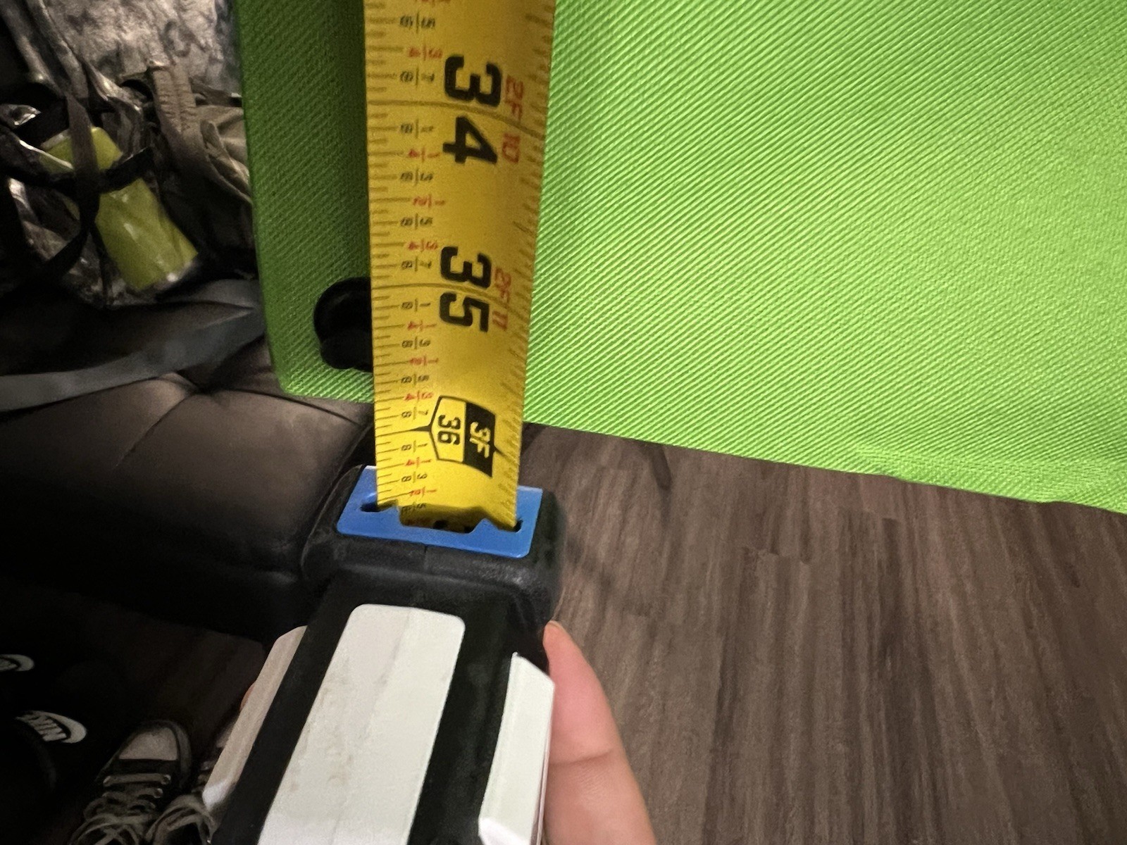 Valera 90in Green Screen Backdrop with Stand for Streaming, Ultra Portable 2 Min