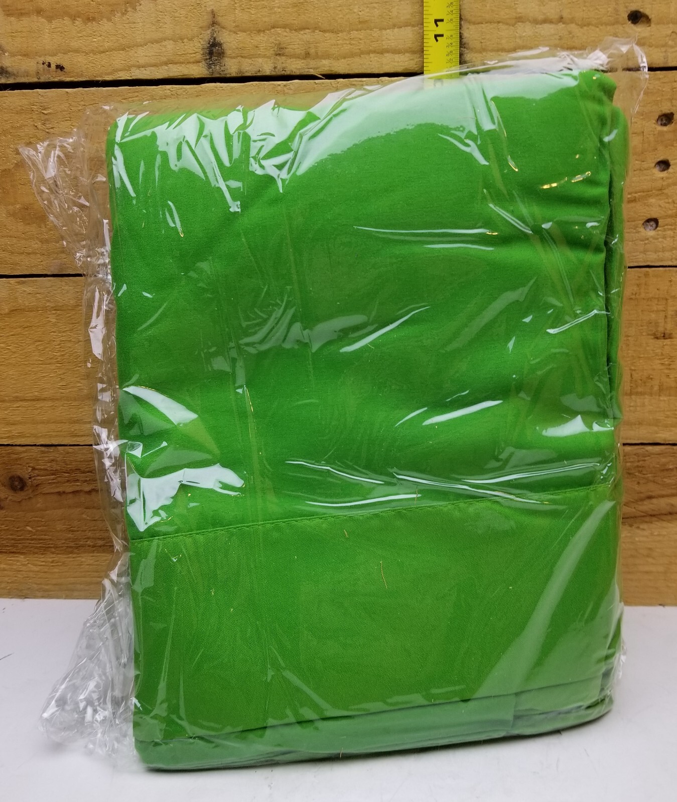 Aimosen 7 X 10 FT Green Screen Backdrop for Photography, Chromakey GreenScreen B