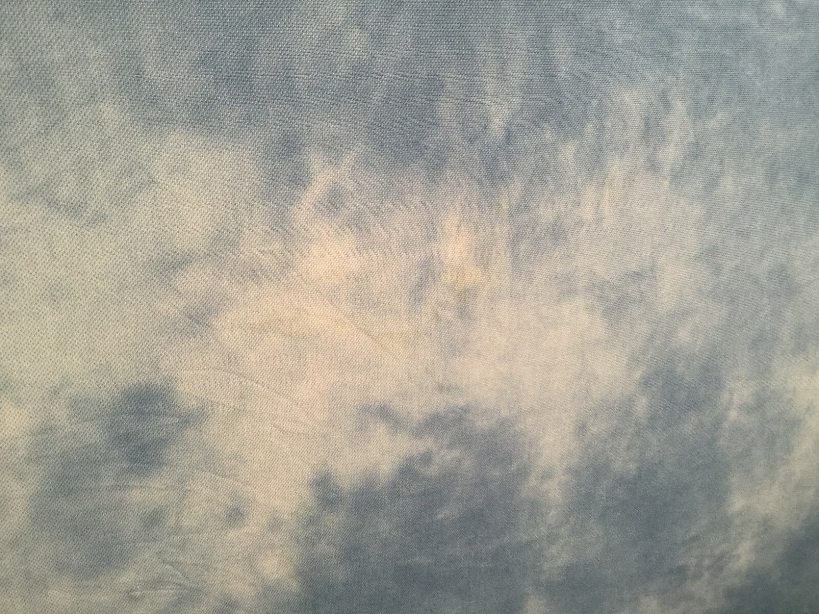 Lastolite Foldable Backdrop – Blue Cloudy Abstract – with Manfrotto Stand
