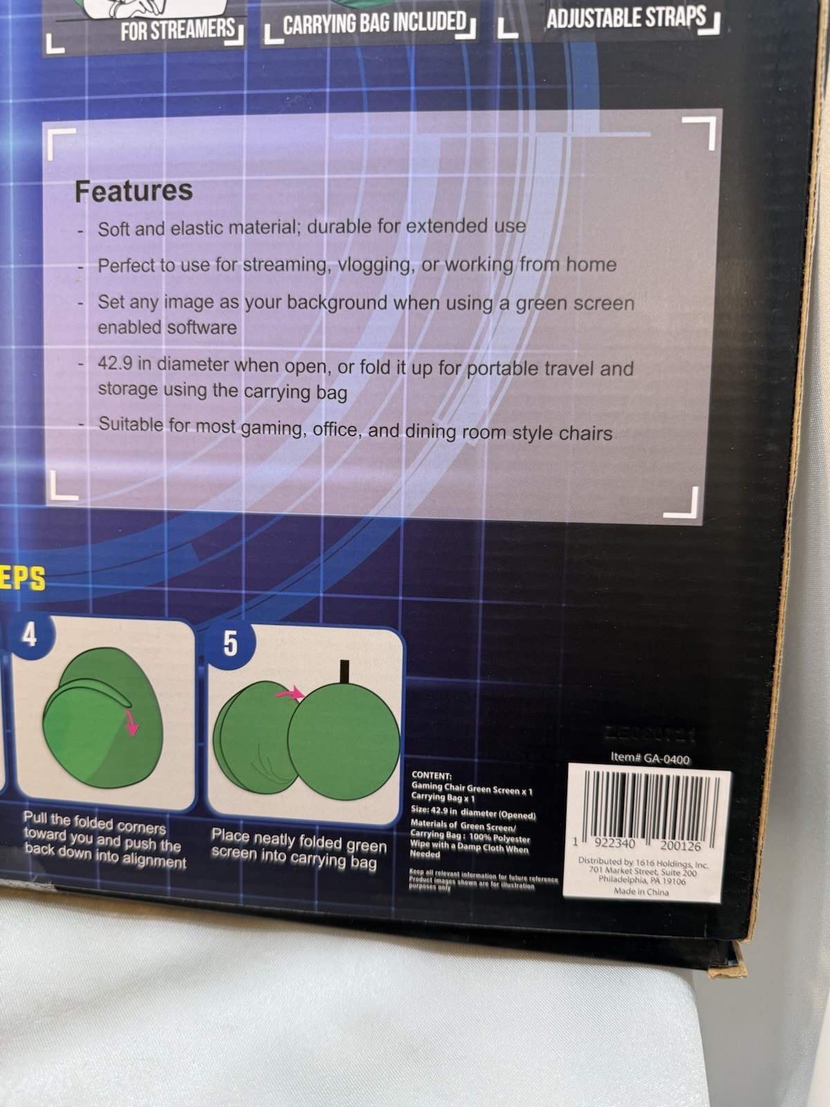 TITAN 42.9″ Portable Gaming Chair Green Screen For Streamers Gamers