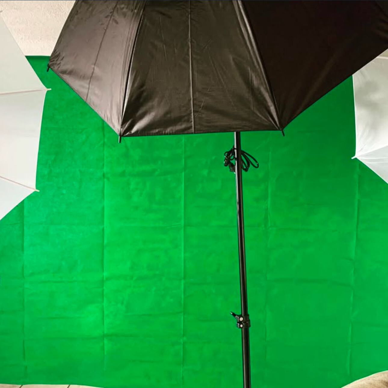 Green/White/Black screen