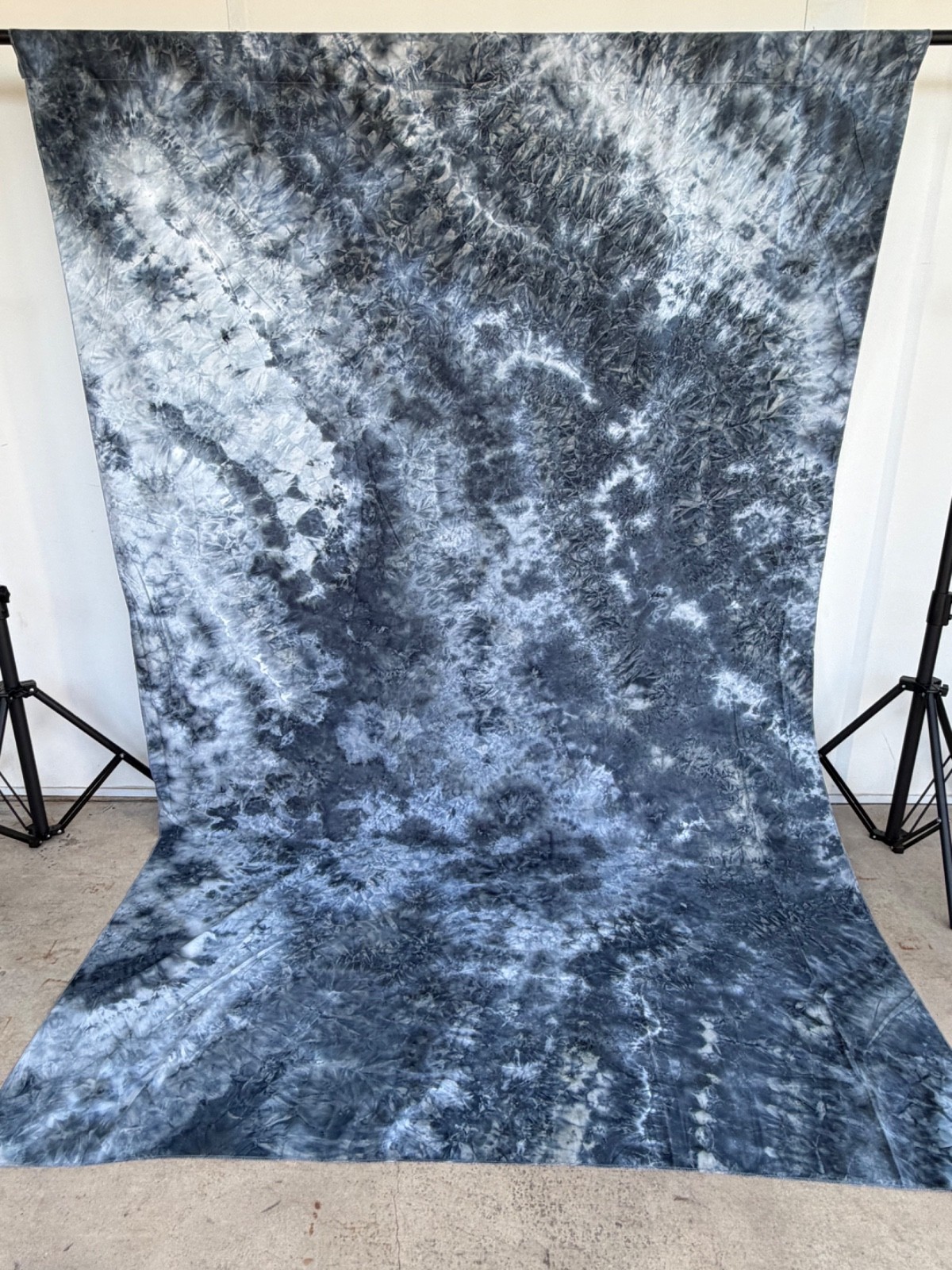 6×9 ft Charcoal Gray & White Abstract Backdrop Dyed Photography Background