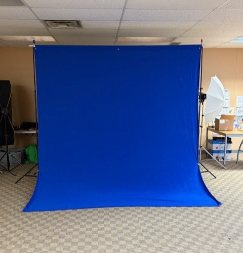 Westcott Wrinkle-Resistant Backdrop – Chroma-Key Blue 9x10ft “Free Shipping”