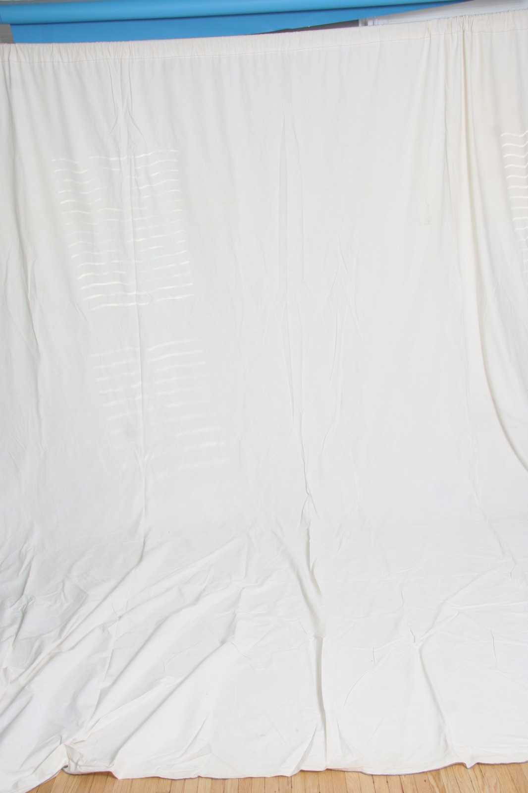 Backdrop Muslin/ Cotton Blend Fabric 10’x16′ White/ Cream for Still or Video