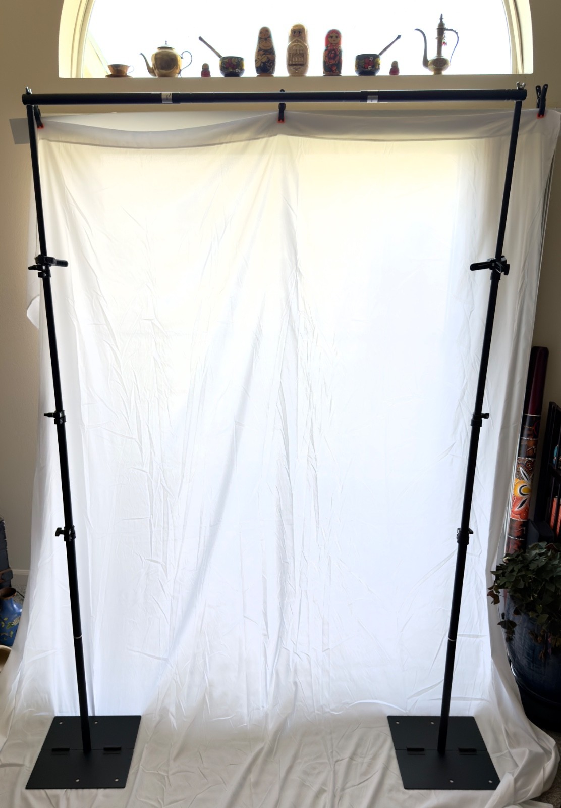Backdrop stand w/ reversable green/blue backdrop