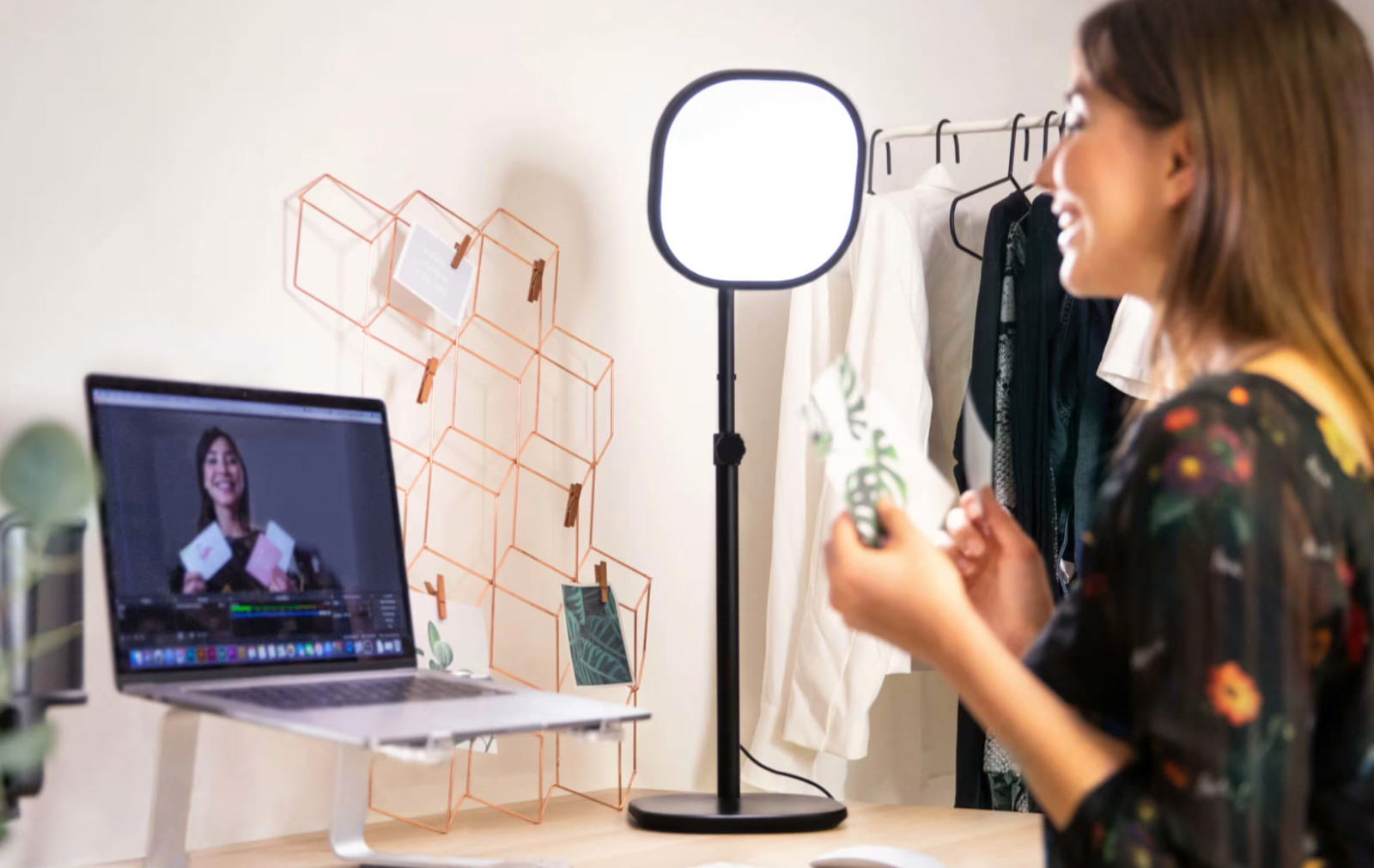 Elgato Key Light Air Professional LED Panel 1400 Lumens Podcasting Video