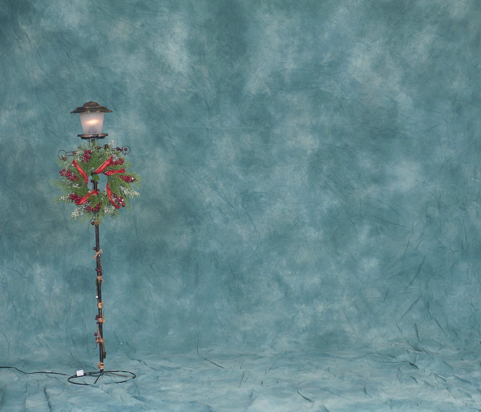 10’x20′ Heavy Duty backdrop by Silverlake. X-mass Background