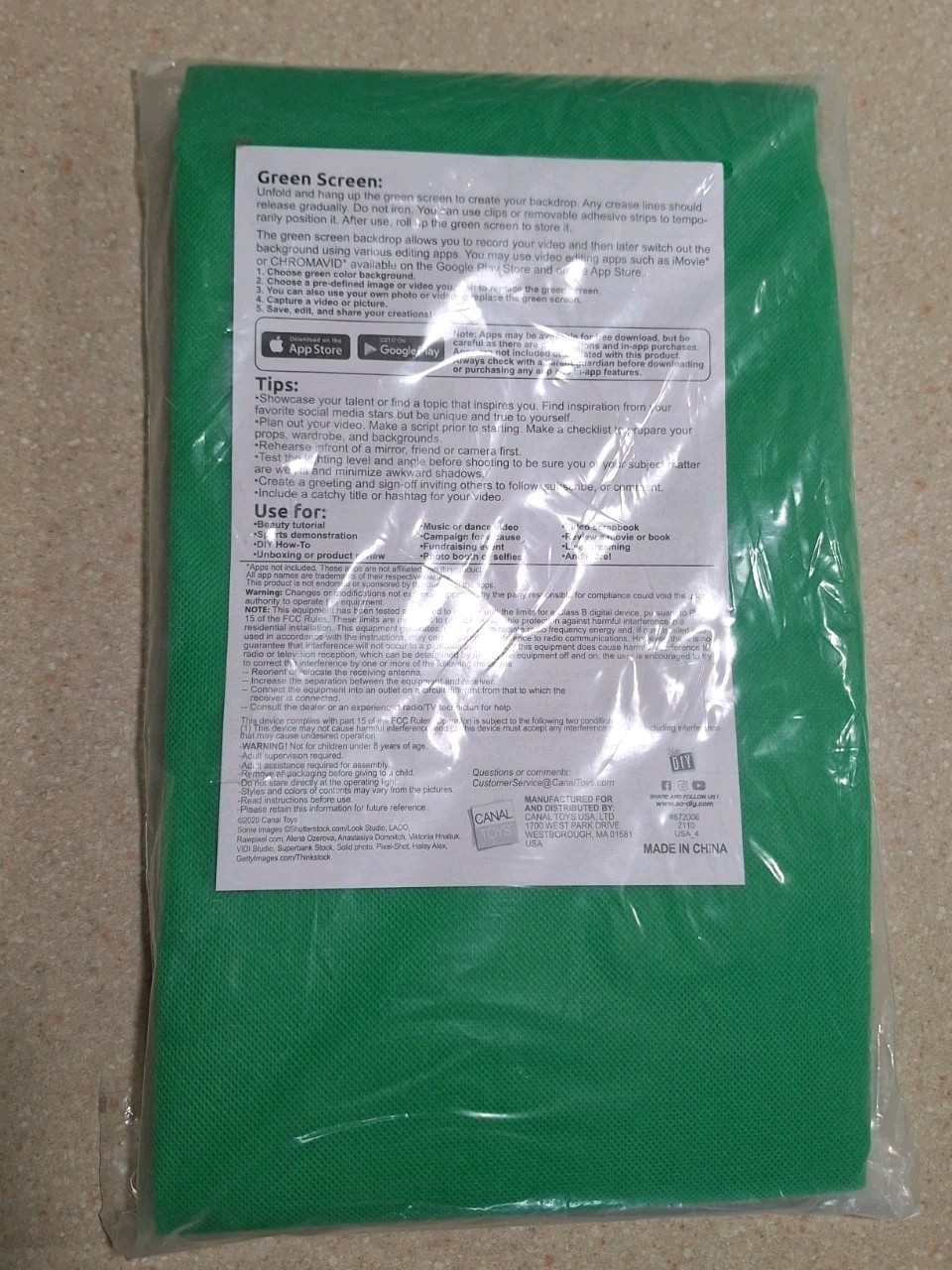 70″ x 59″ Green Screen Backdrop – Portable Chromakey Fabric for Video & YouTube