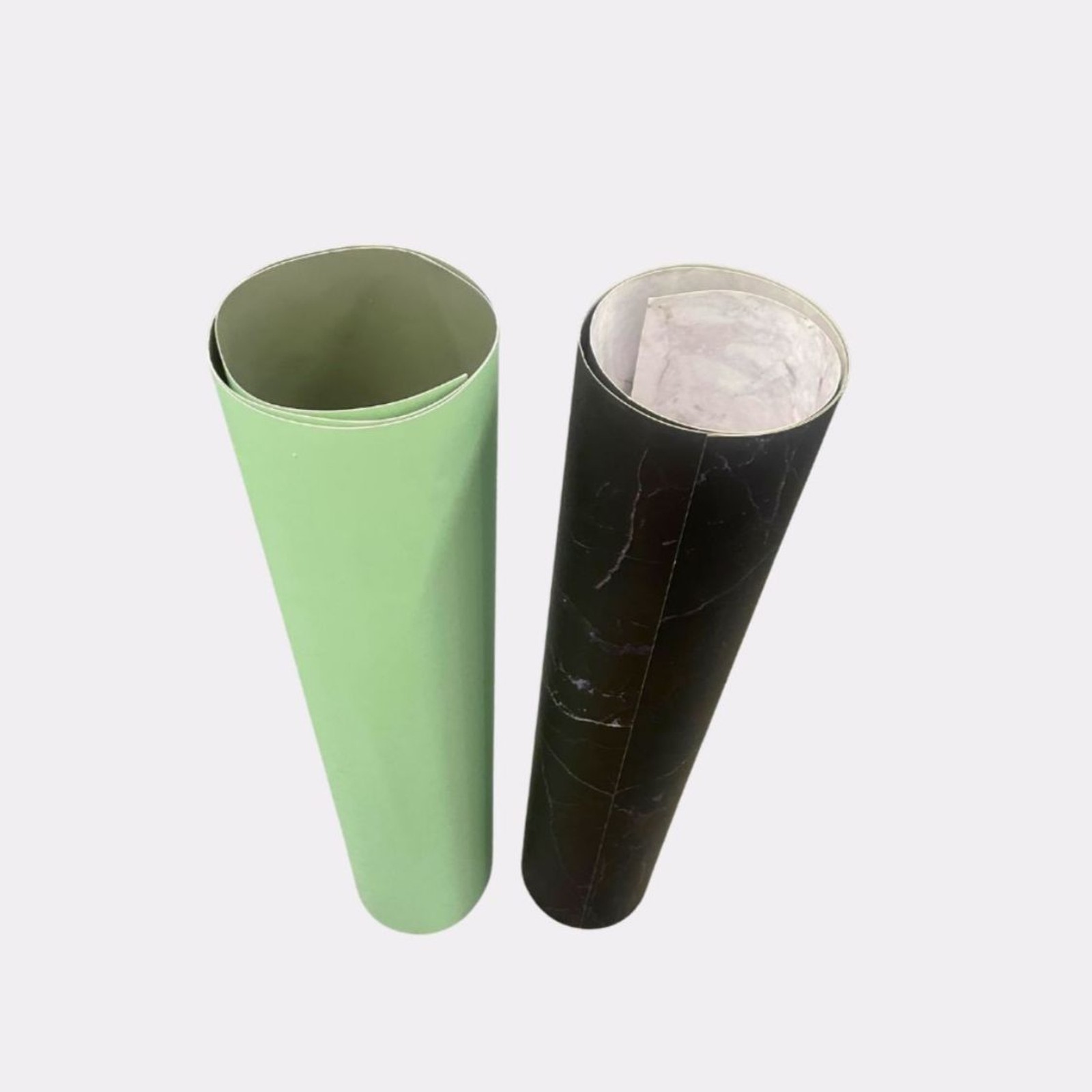 Reversible Rollup backdrop for photos, content and projects.