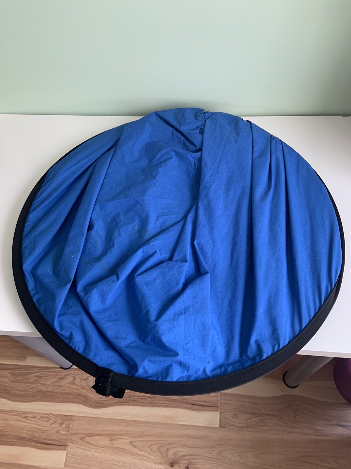 Impact Super Collapsible Background BGC-CB-57 (Chroma Blue, 5’× 7′) Used- READ