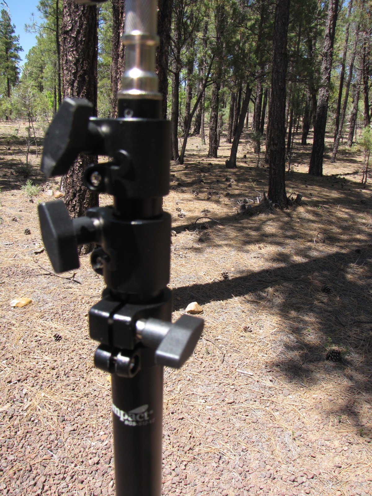 Impact BGS-S12-V2 Background Support System 6,9,12′ Across, 3.3-10.5′ High