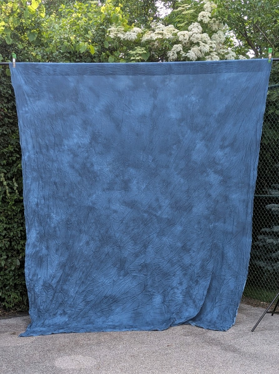 10′ x 12′ Mottled Blue Cotton Muslin Backdrop