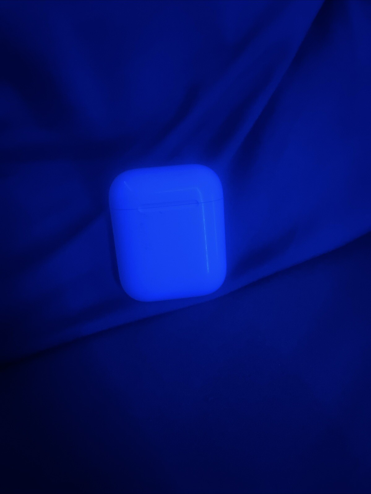 airpods 2nd generation case